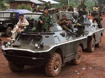 khmer-troops-08-10-16-01-reuters